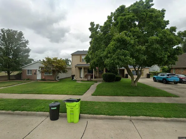 19140 Indiana St Unit B, Roseville, MI 48066