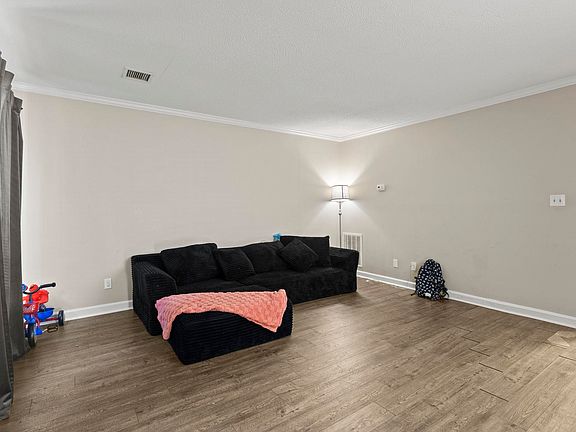 2nd image of 99 Cinderridge Dr APT 32