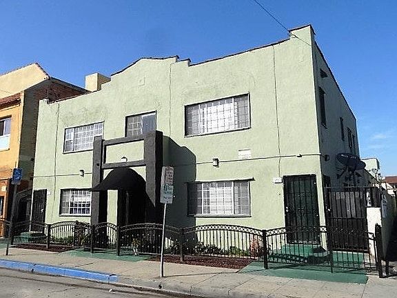 5th image of 1919 E 4th St APT A