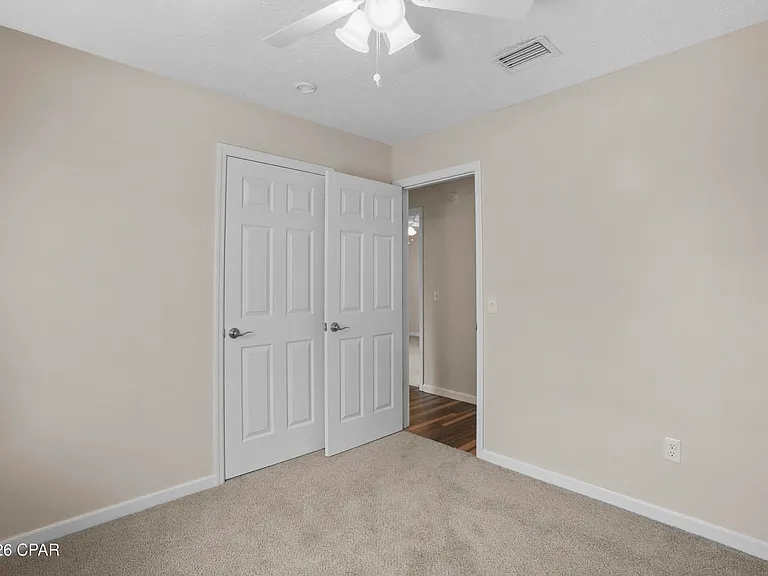 1815 Foster Ave — Photo 21