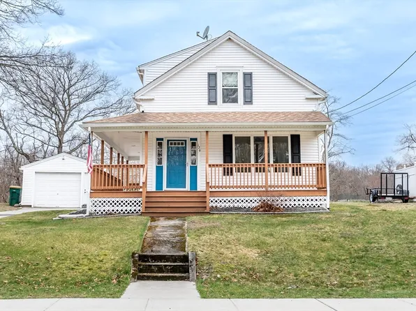 126 Central St, Millville, MA 01529