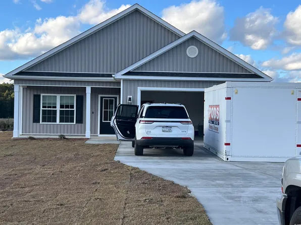 3597 Valley Forge Rd. #Sycamore 2, Aynor, SC 29511