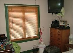 4th image of 6147 Burnett E