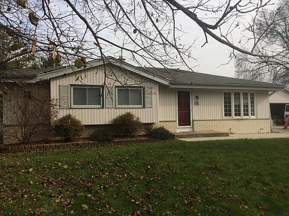 2nd image of W234N5824 Lilac Dr