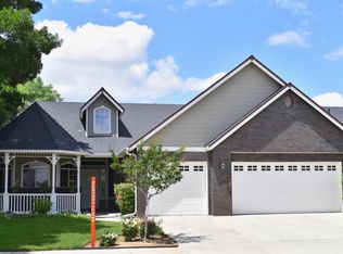 1760 N Bush Ave, Clovis, CA