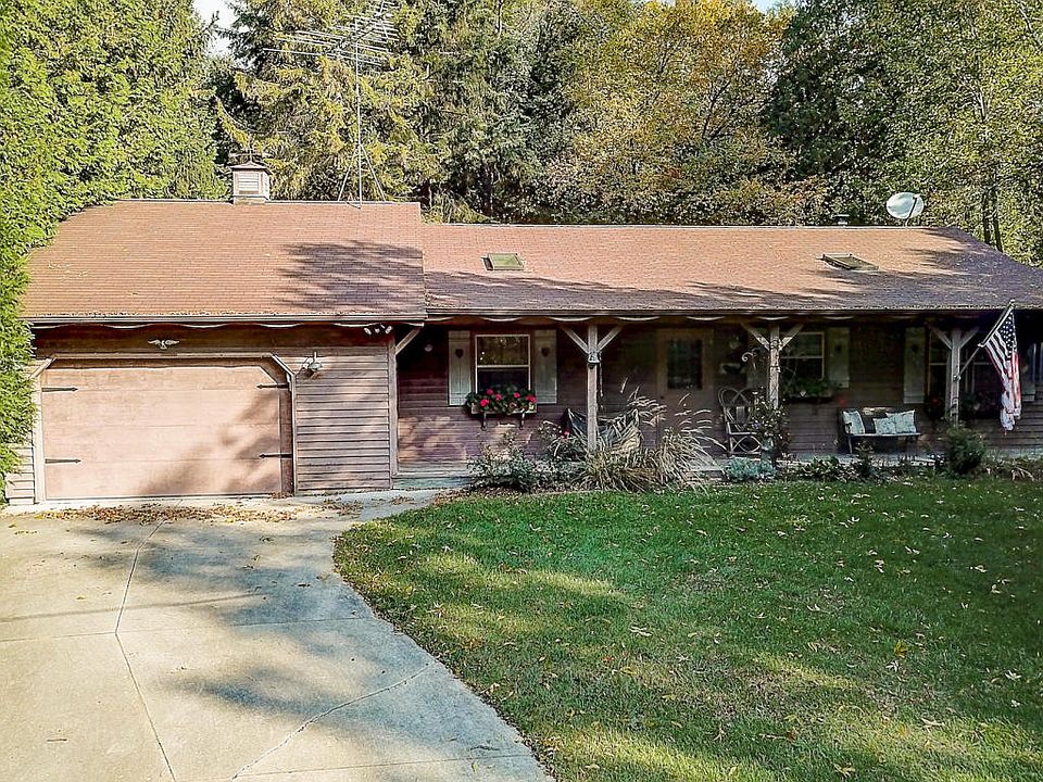 1st image of W1470 Idlewood Ct