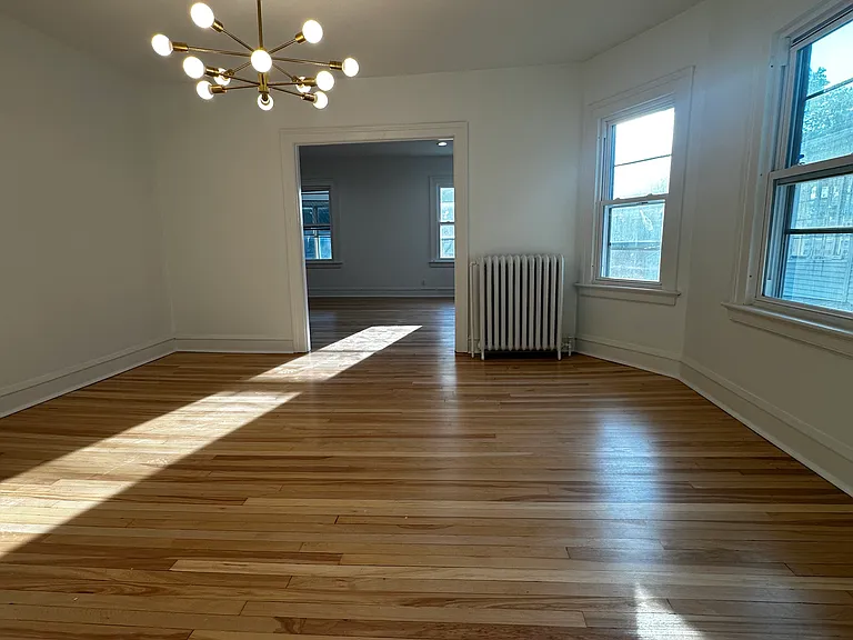 152 Maplewood Ave #2 — Photo 3