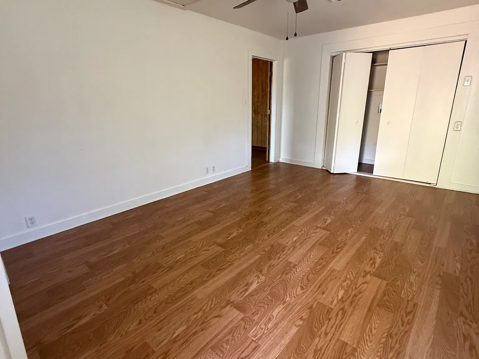304 Nelson St — Photo 3