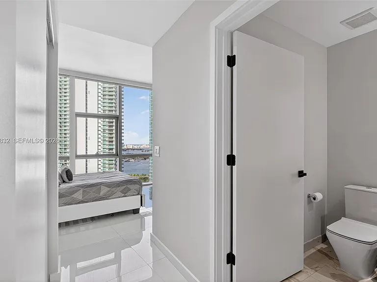 851 NE 1st Ave #3201 — Photo 49