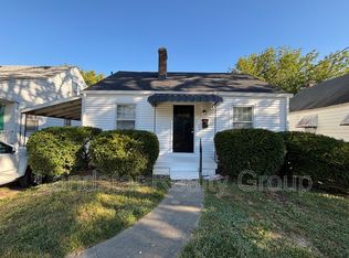 1105 Berry Blvd, Louisville, KY 40215