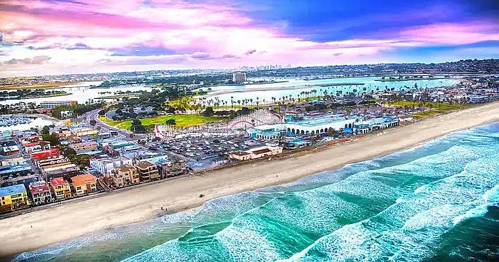 Endless sunshine and ocean waves! Soaking up the beauty of San Diego Beach.