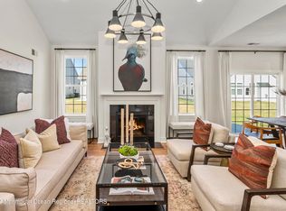 11 Fillmore Dr, Monroe Township, NJ 08831