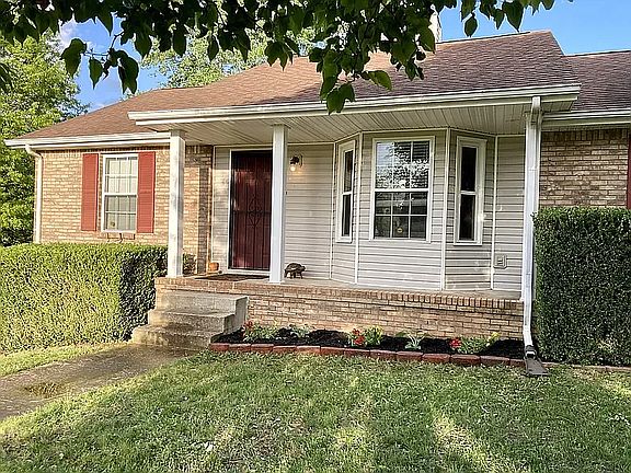5th image of 1790 Butternut Dr N