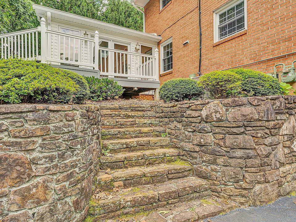 64th image of 1120 Chestnut Mountain Dr