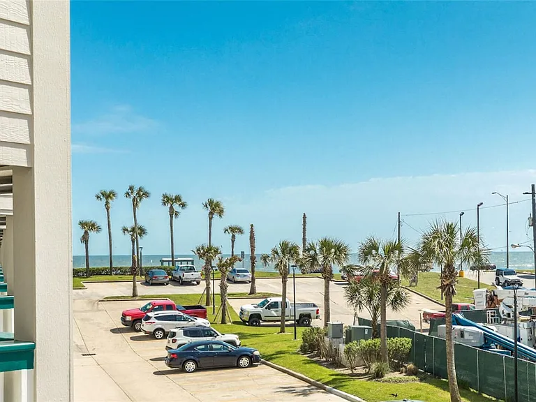 Seawall Blvd — Photo 5
