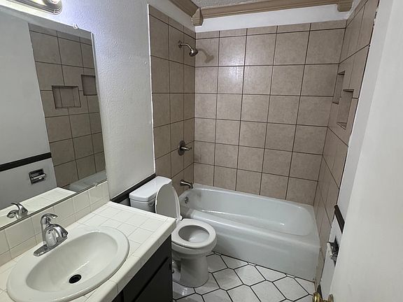 4th image of 1334 Tanglewood Ln #1334