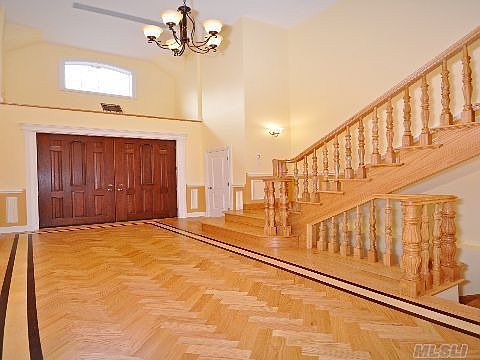 4th image of 1123 166th St
