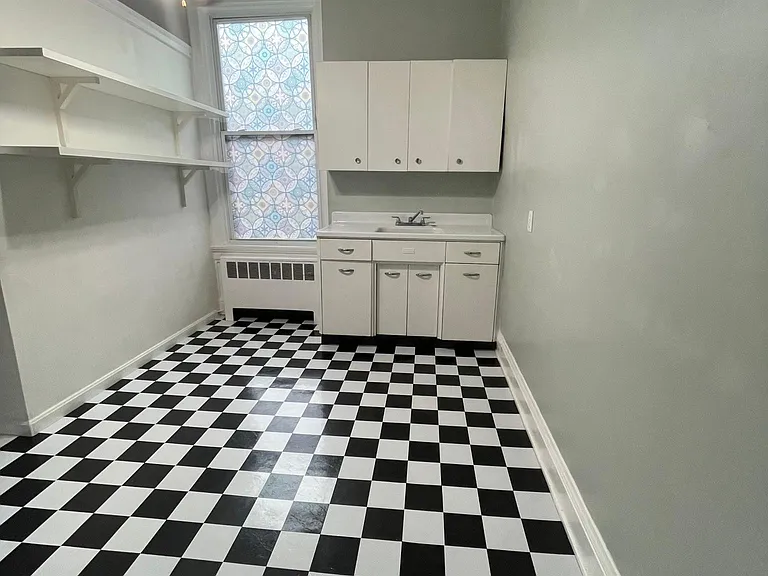 3450 Clifton Ave #6 — Photo 2