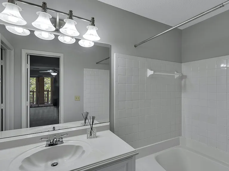 5009 Sharon Rd #C — Photo 20