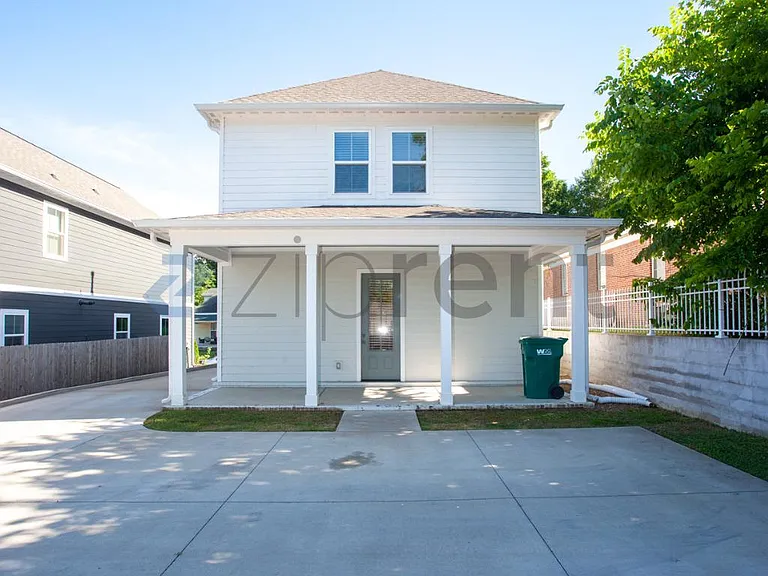 139 W Deaderick St — Photo 39
