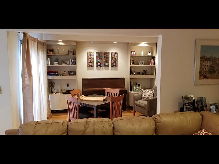 75 Greenway Close — Photo 12