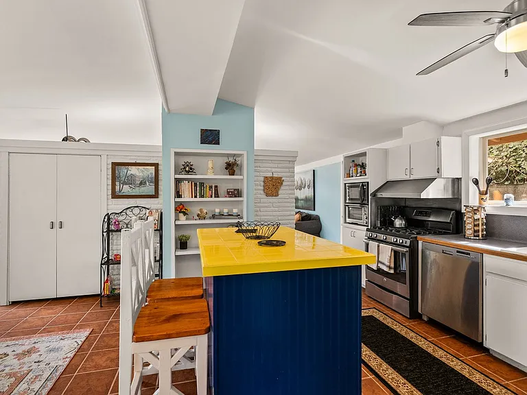 1512 Waterside Dr — Photo 27