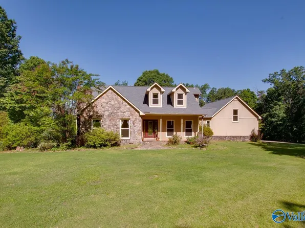 155 Penniston Private Dr, Somerville, AL 35670