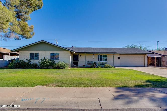 1st image of 6041 W CLARENDON Avenue