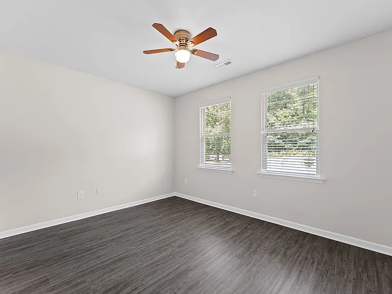 1410 Clover Blossom Way — Photo 14