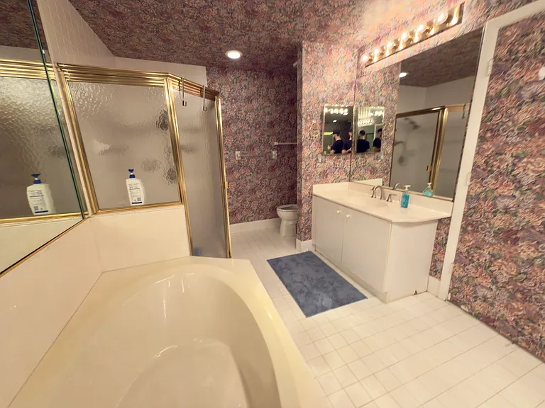7922 Sandy Pointe Dr — Photo 34