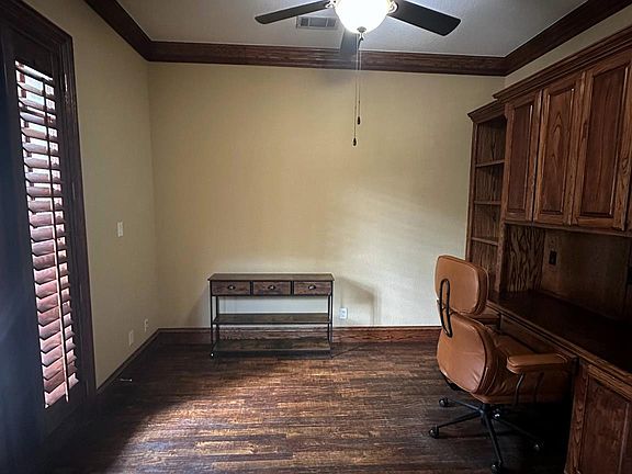 2nd image of 4516 Gilbert Ave
