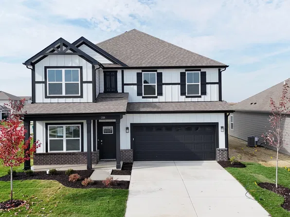 208 Greyhound Ave, Danville, IN 46122