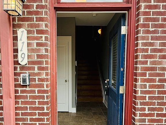 3rd image of 119 Pennmark Pl