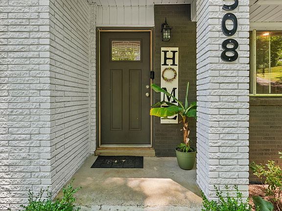 4th image of 508 Davis Dr