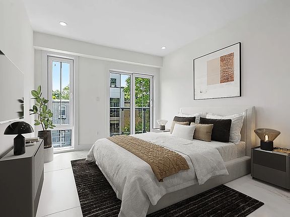 3rd image of 122 Palmetto St #2A