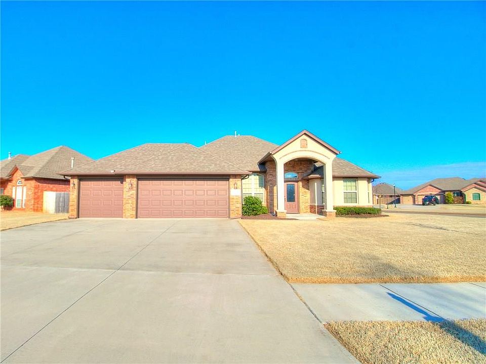 1st image of 2313 Chadwick Dr