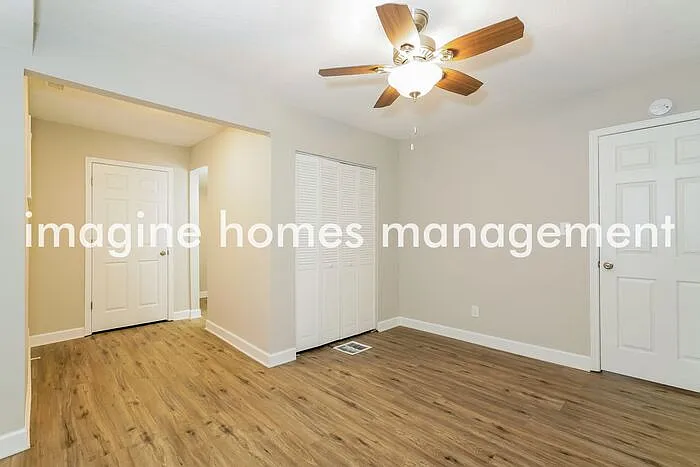620 E Beecher St — Photo 5