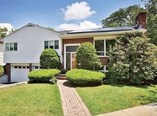 524 Clinton Rd, Brookline, MA 02467