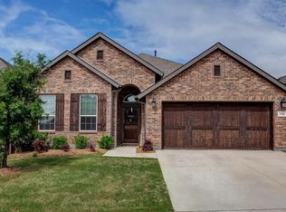 5532 Annie Creek Rd, Fort Worth, TX 76126
