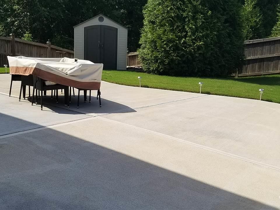 2nd image of 5404 Regatta Way