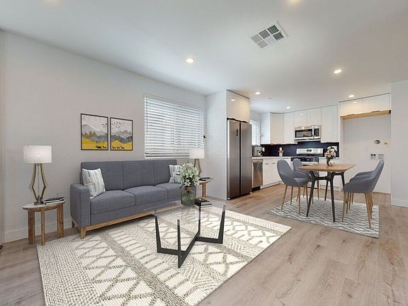 5th image of 1433 S Westmoreland Ave #1435