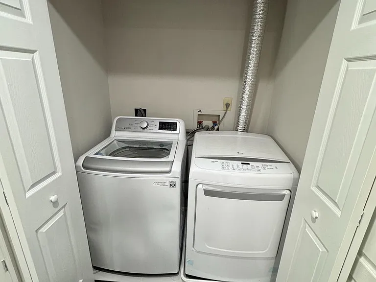 4641 Deepwood Ct #102C — Photo 15