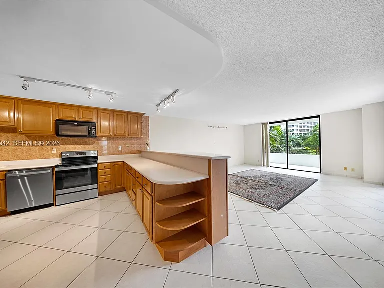 600 Three Islands Blvd #212 — Photo 3