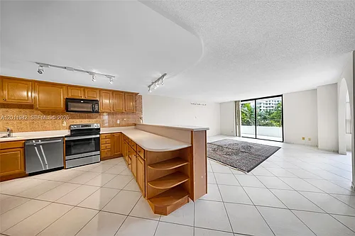 600 Three Islands Blvd Photo 1