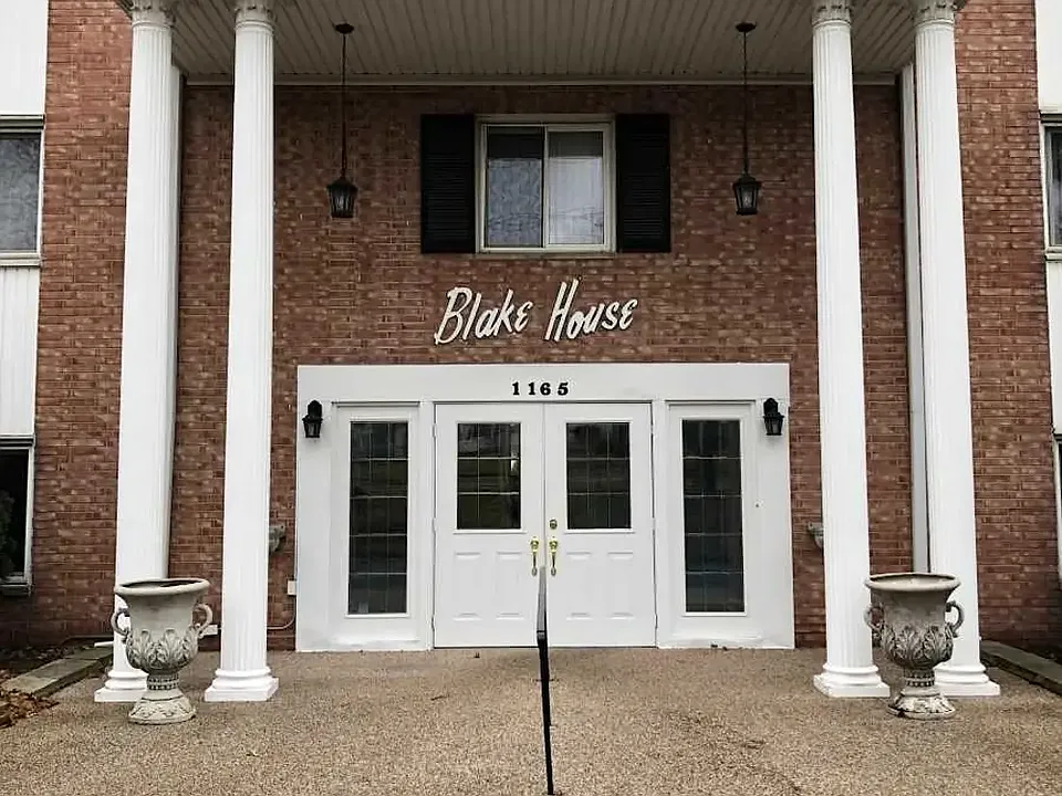 Blake House Apartments
