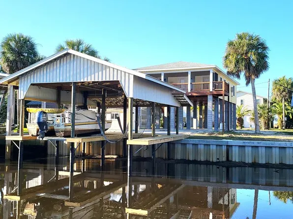 273 SE 218th St, Suwannee, FL 32692