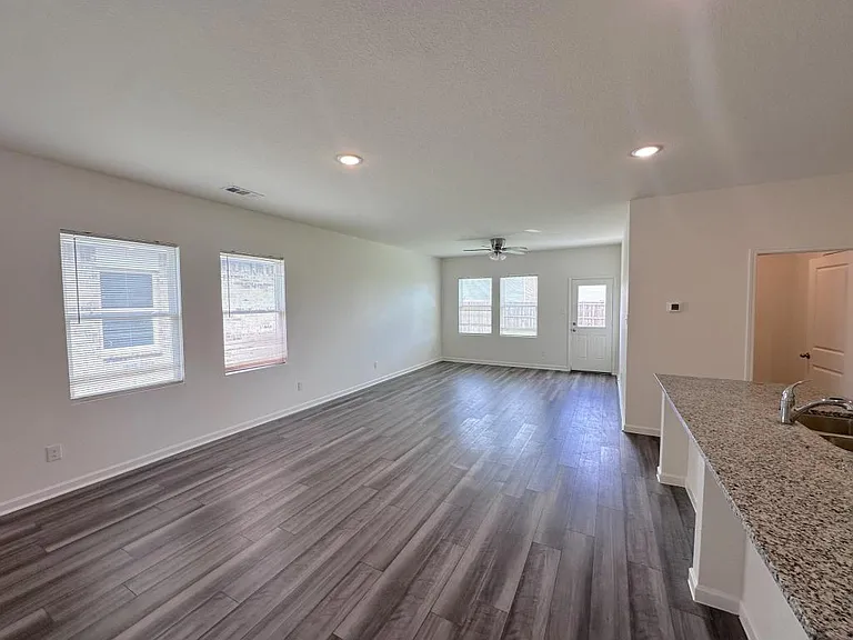 1640 Hossler Trl — Photo 23