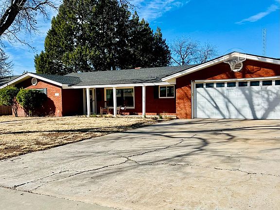 2nd image of 1207 N Mustang Dr