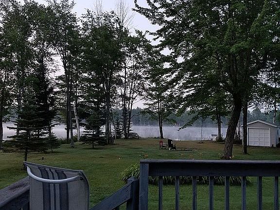 4th image of 14325 Poplar Ln