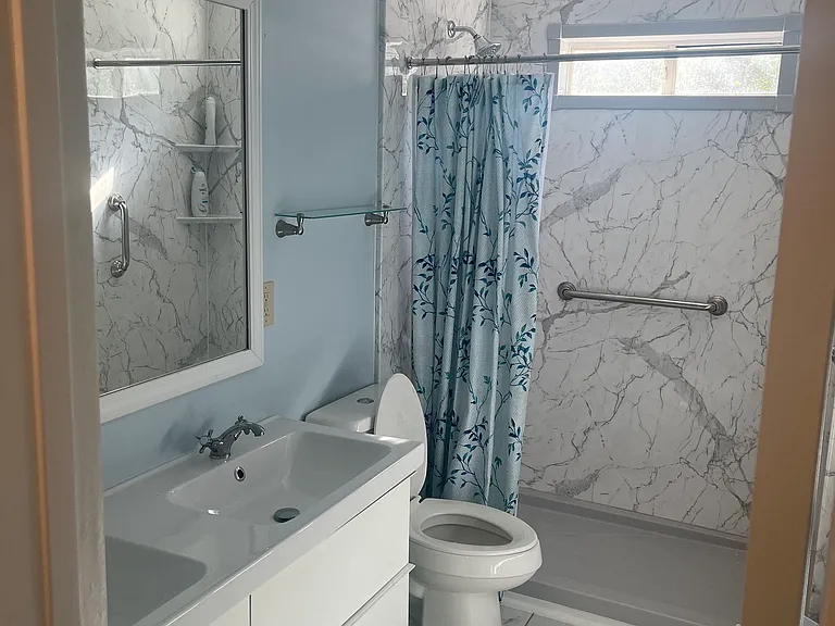 2894 Randall St — Photo 10